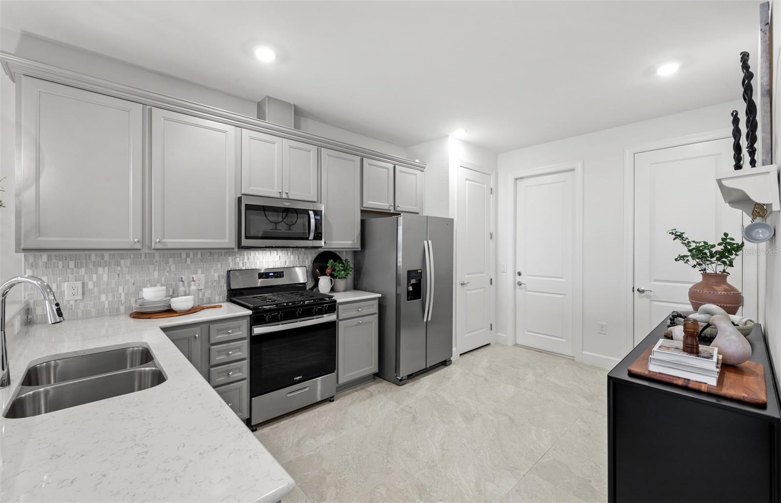 4632; DEL WEBB CATALINA AT LAKEWOOD RANCH - Residential