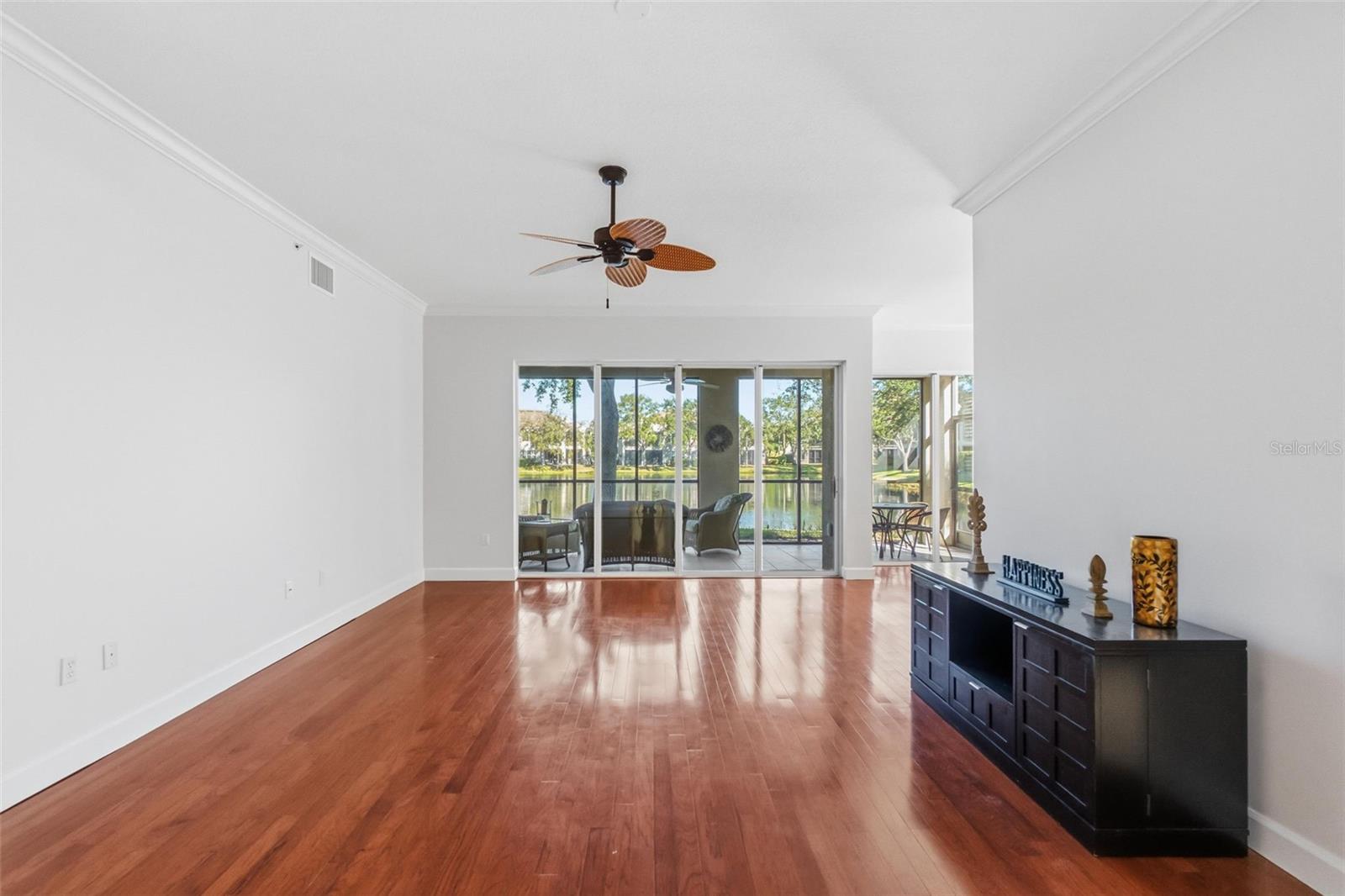 BOTANICA - Residential