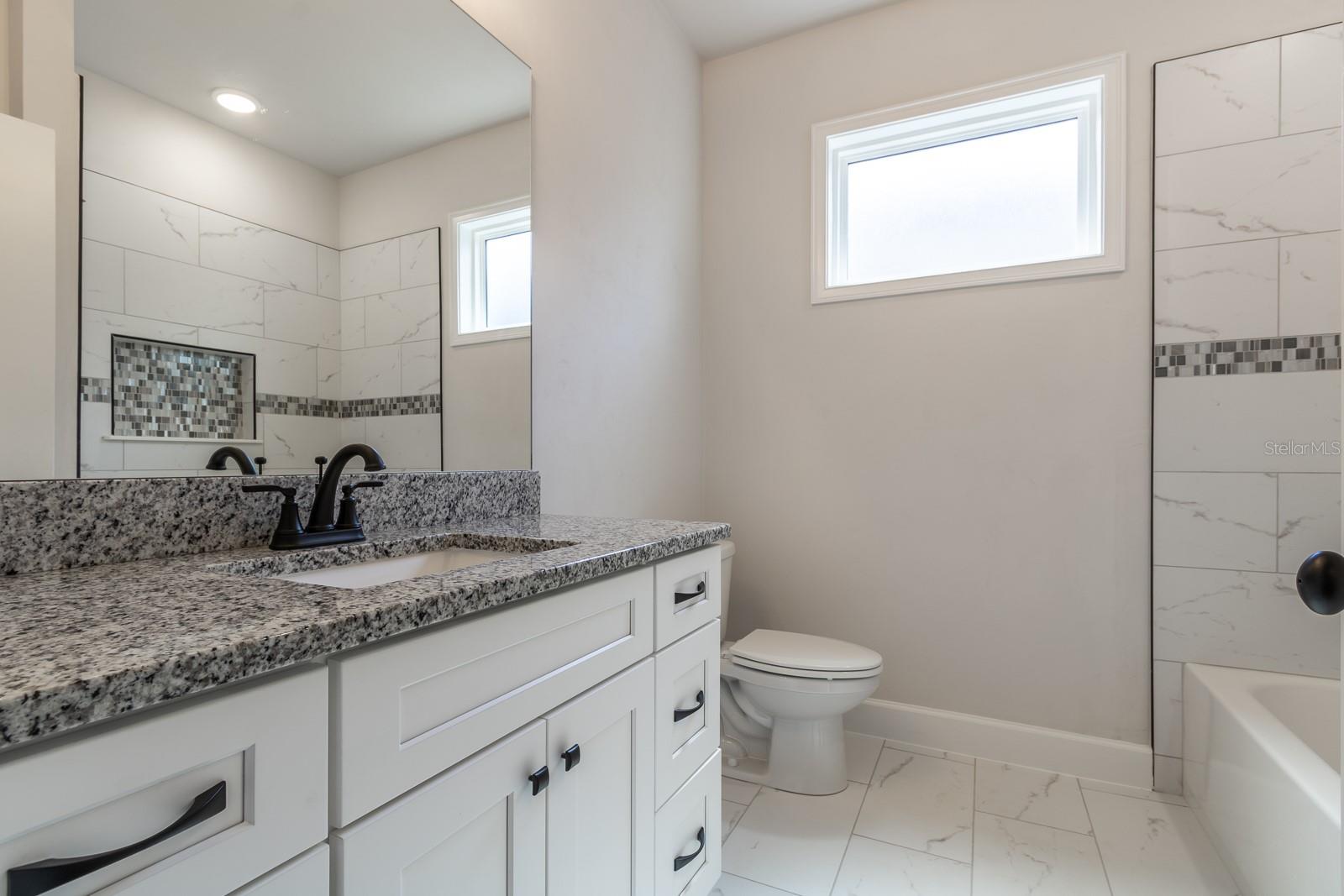 SAVANNAH STATION - Residential