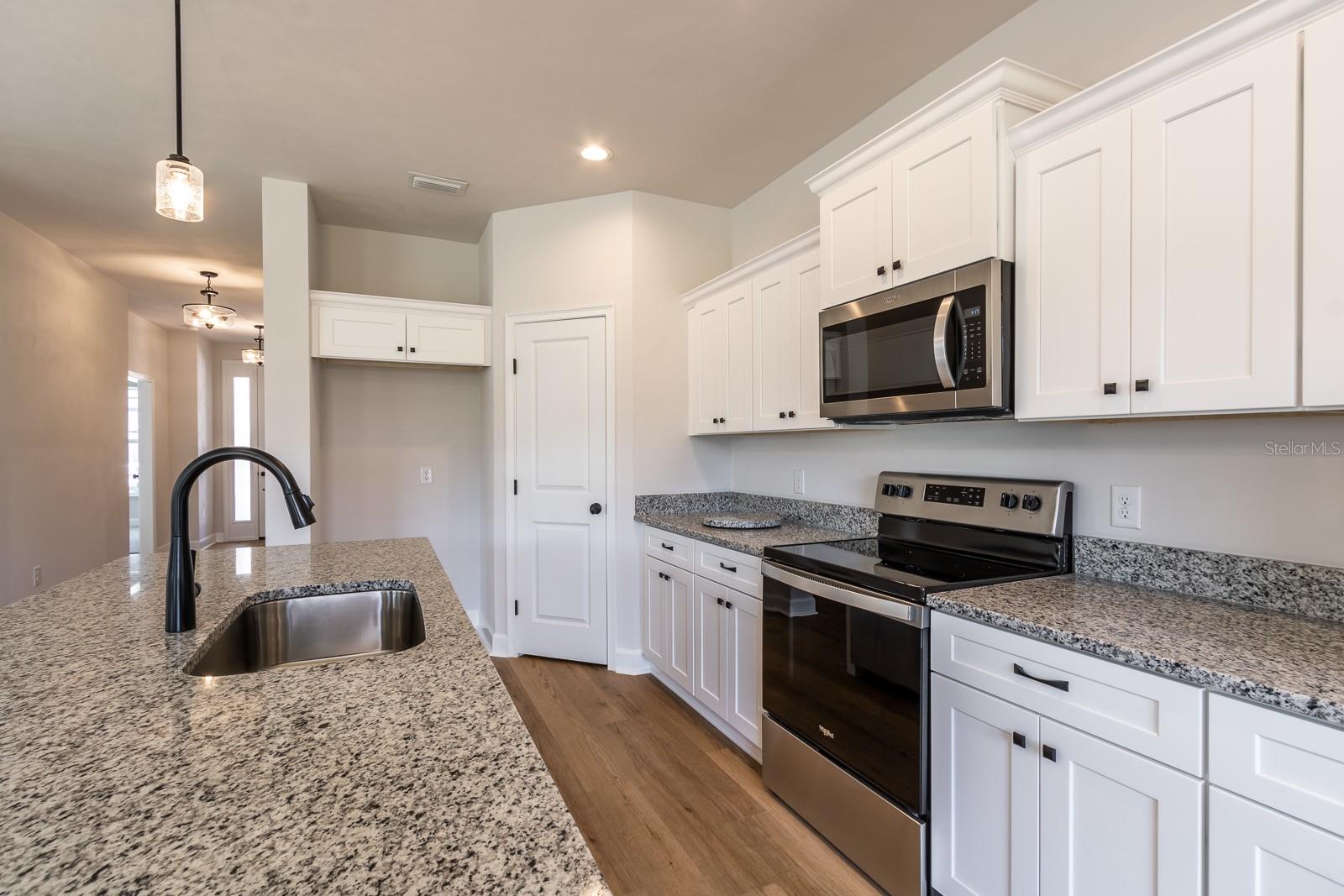 SAVANNAH STATION - Residential