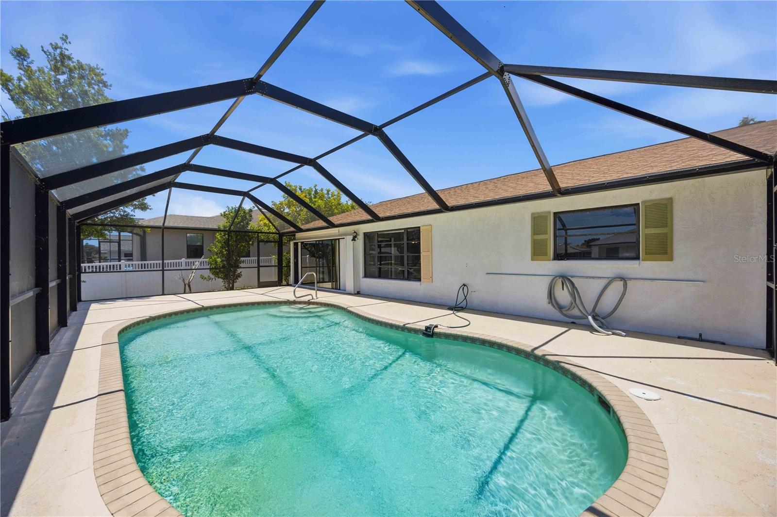 ROTONDA WEST PEBBLE BEACH - Residential