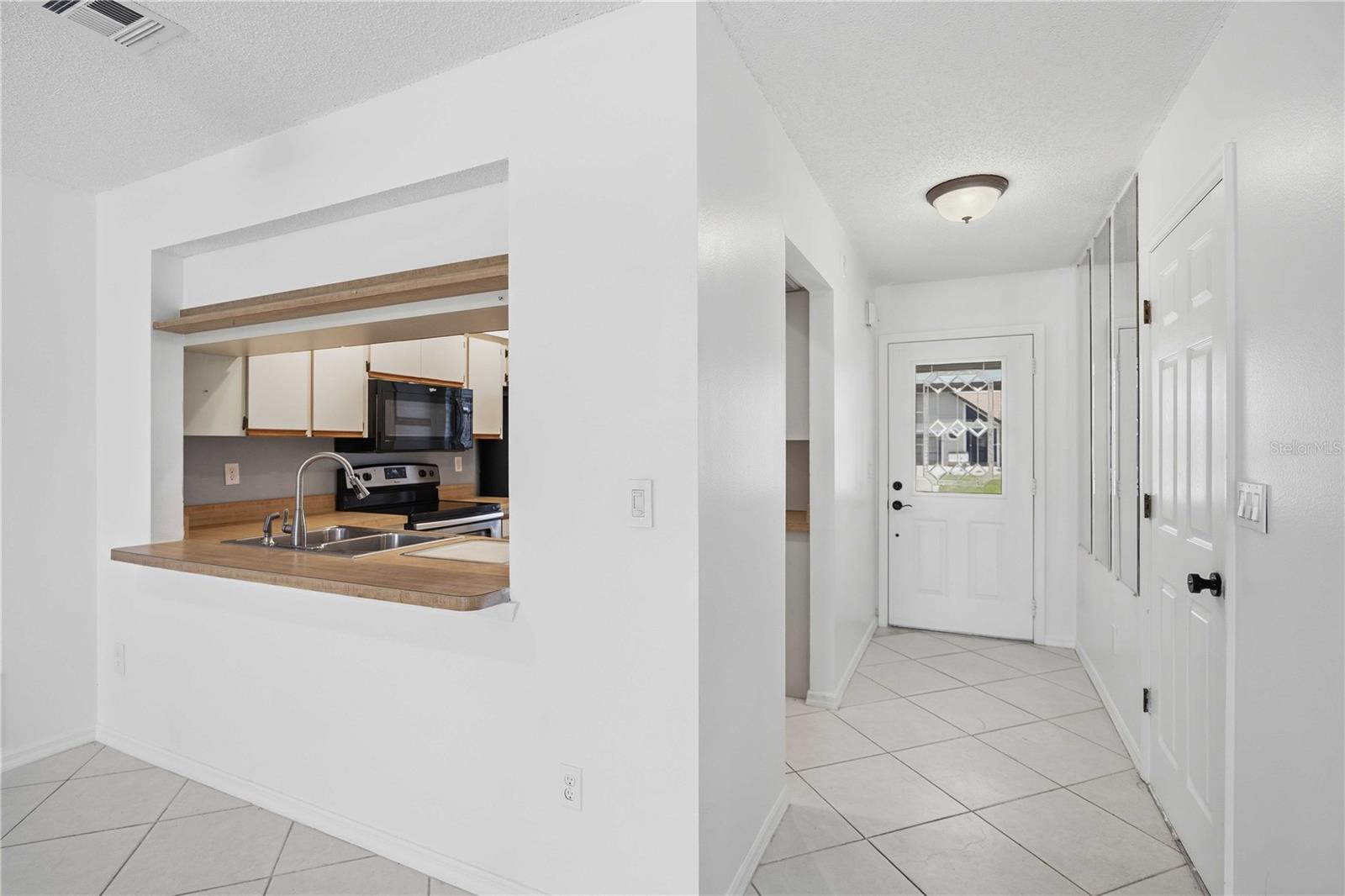 ROTONDA WEST PEBBLE BEACH - Residential