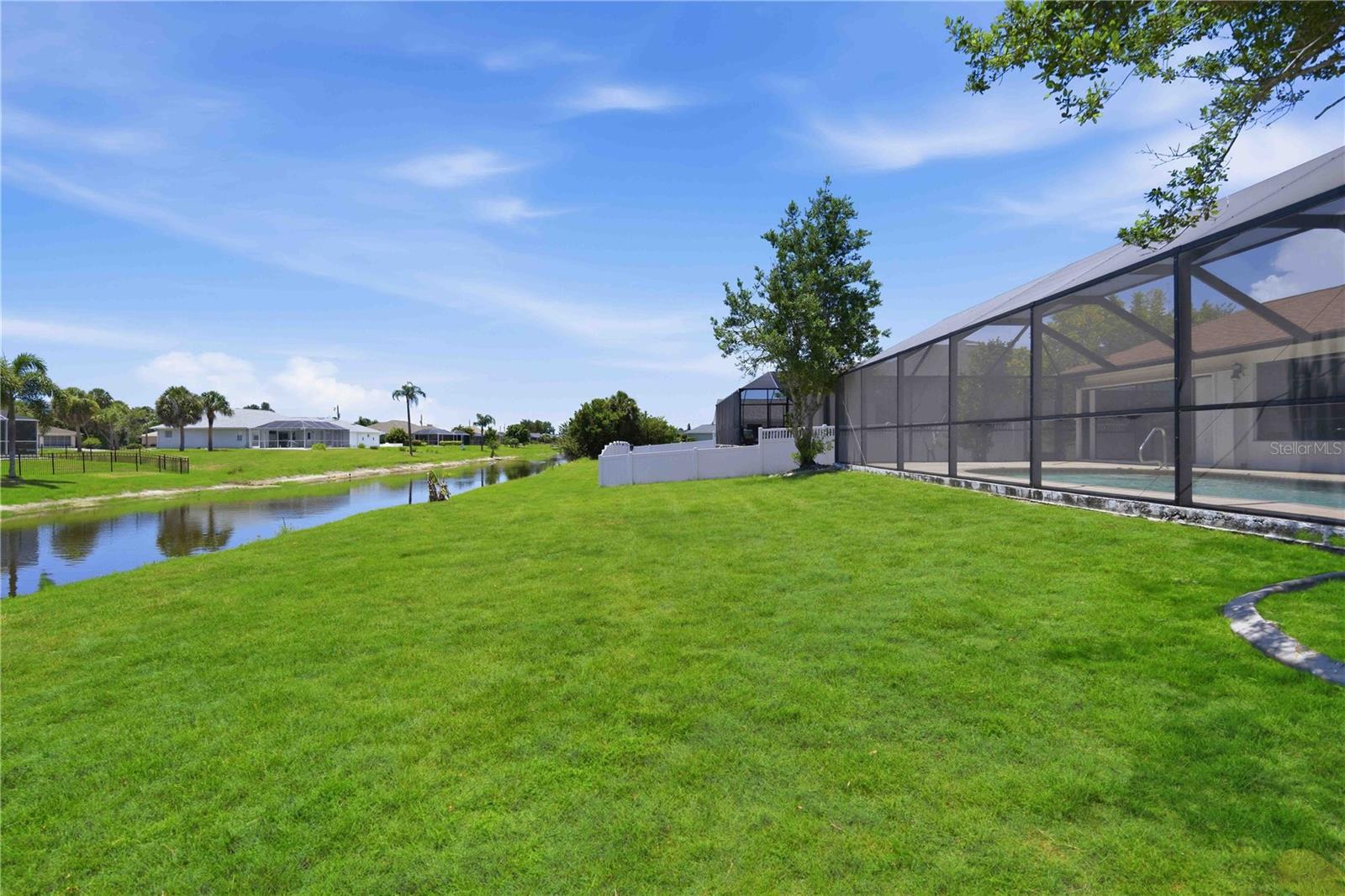 ROTONDA WEST PEBBLE BEACH - Residential