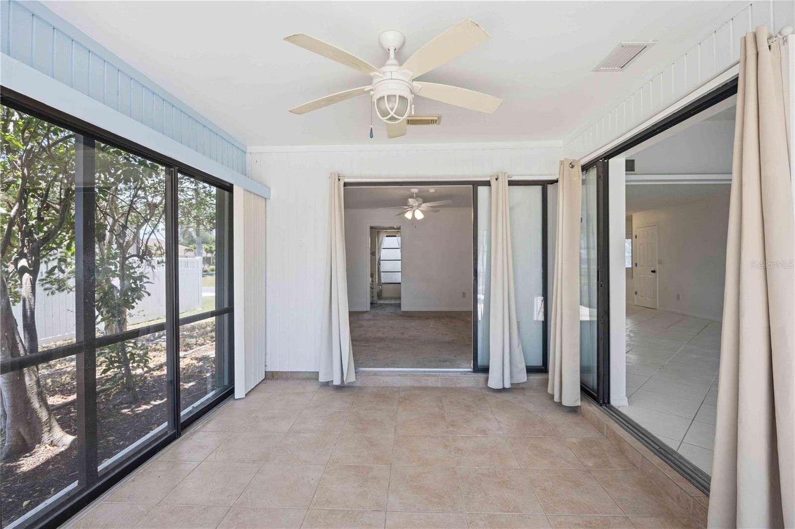 ROTONDA WEST PEBBLE BEACH - Residential