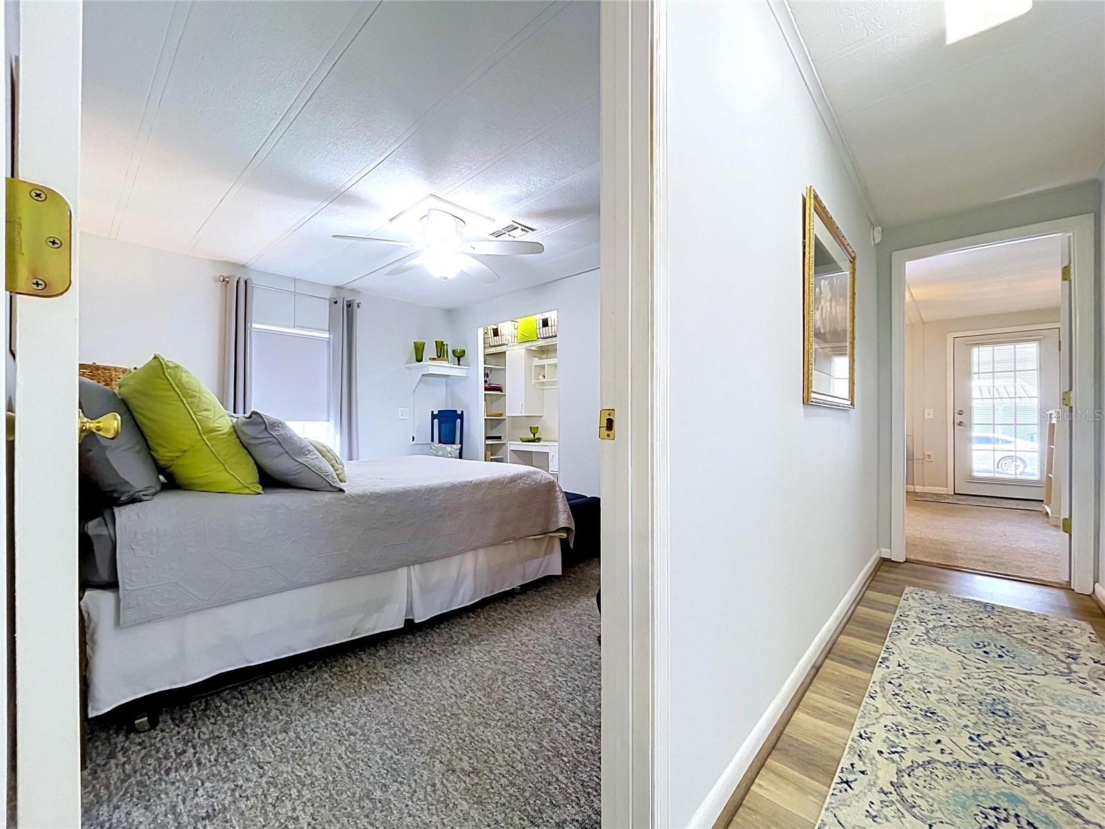 FLORAL LAKES - Residential
