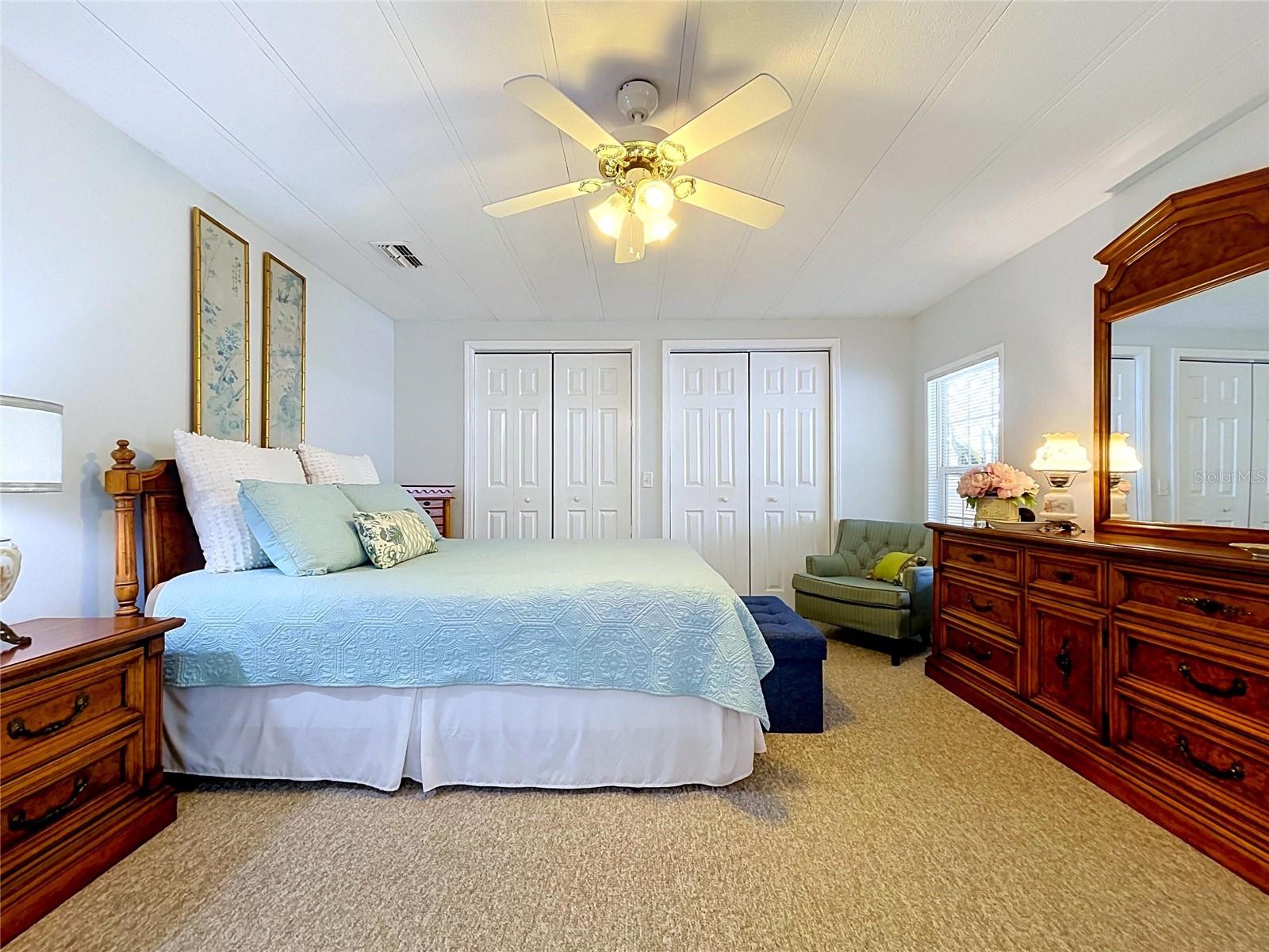 FLORAL LAKES - Residential