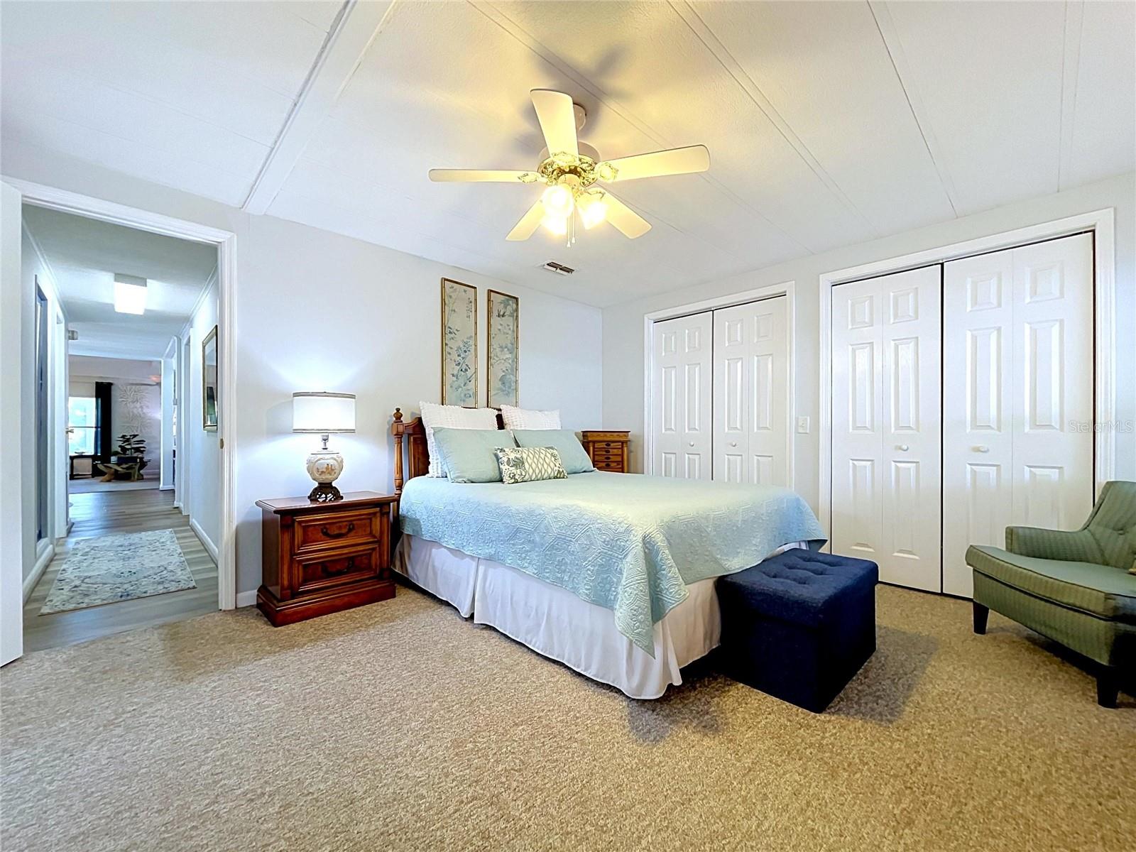 FLORAL LAKES - Residential