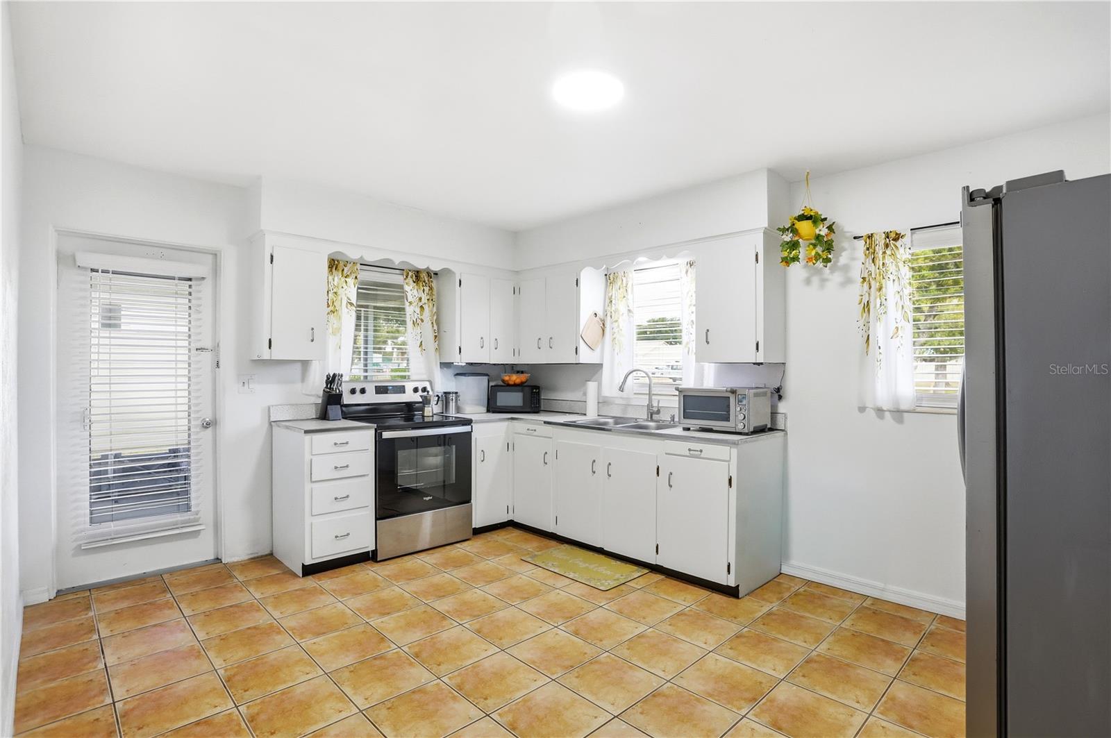 CODINGTON REP LAKE ALFRED - Residential