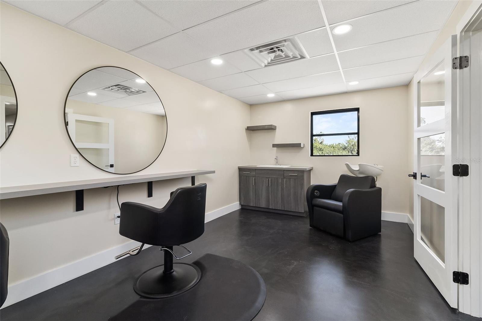 PUNTA GORDA PLAZA - Commercial Sale