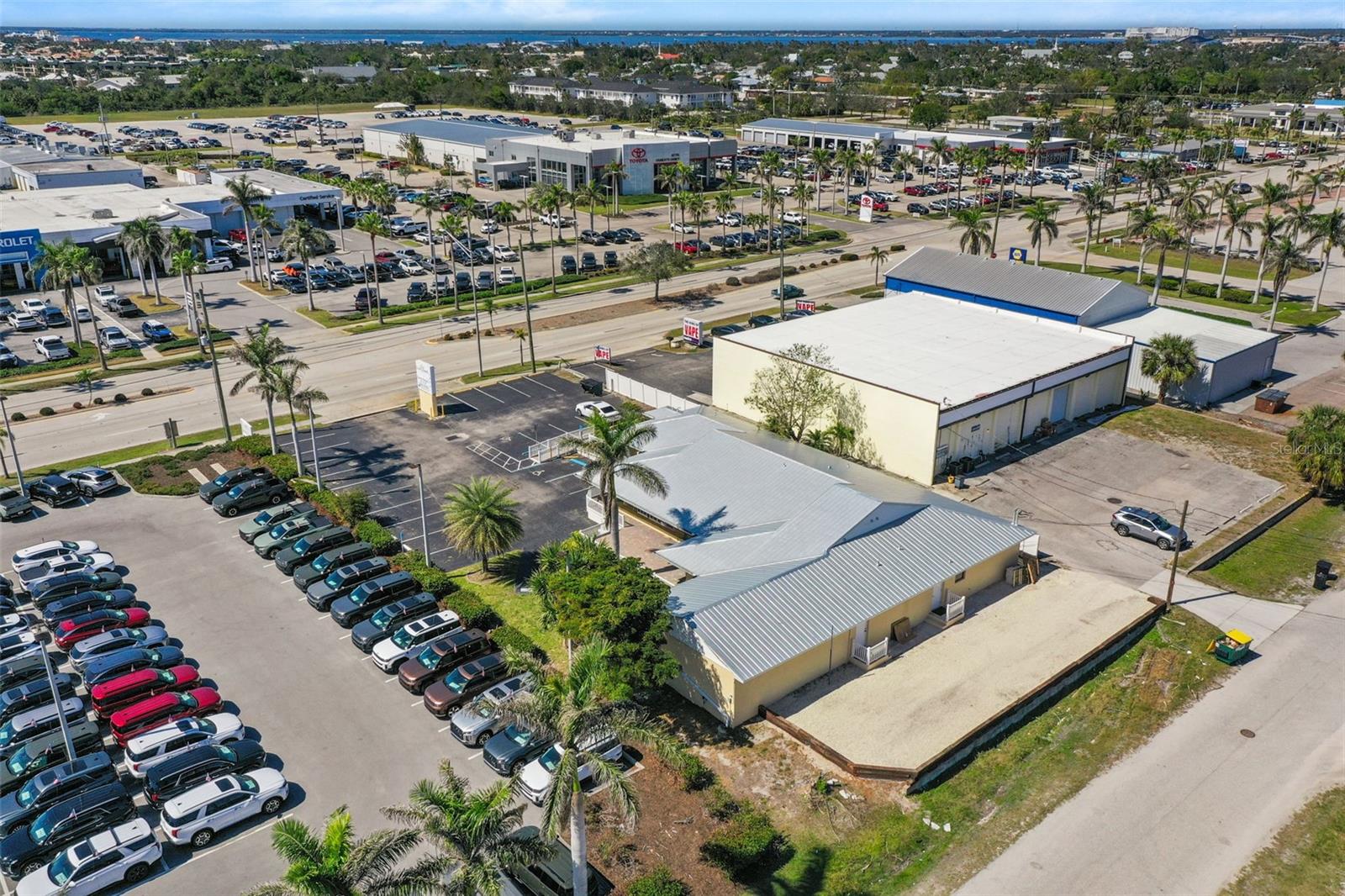 PUNTA GORDA PLAZA - Commercial Sale