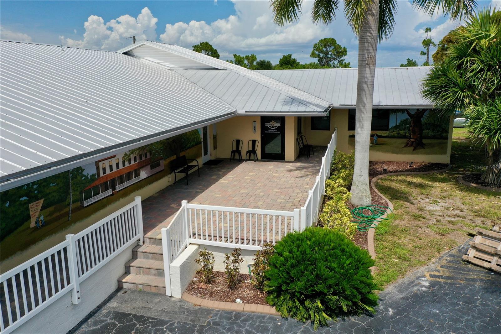 PUNTA GORDA PLAZA - Commercial Sale