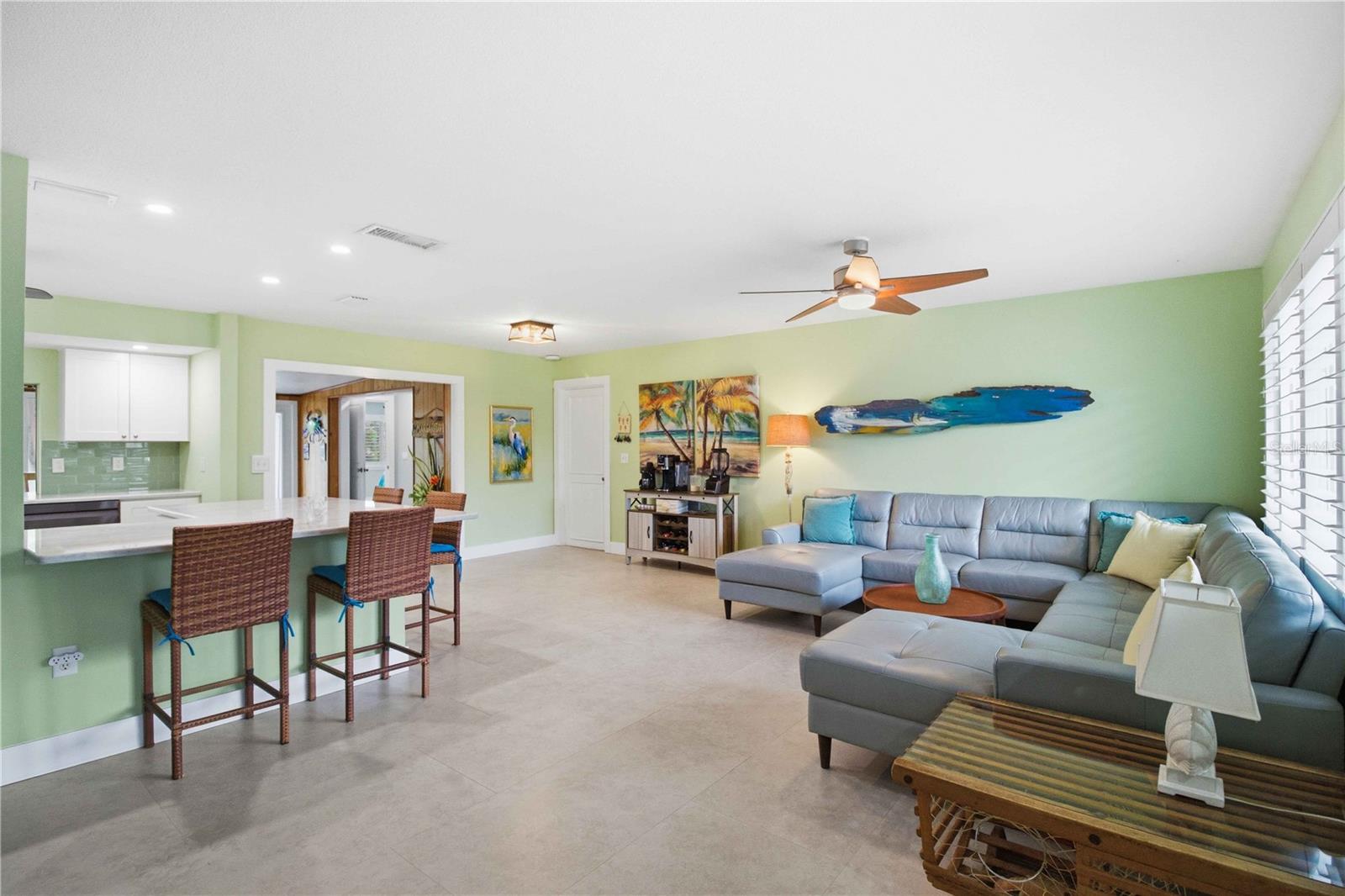 TROPICAL HARBOR SEC 2 - Residential