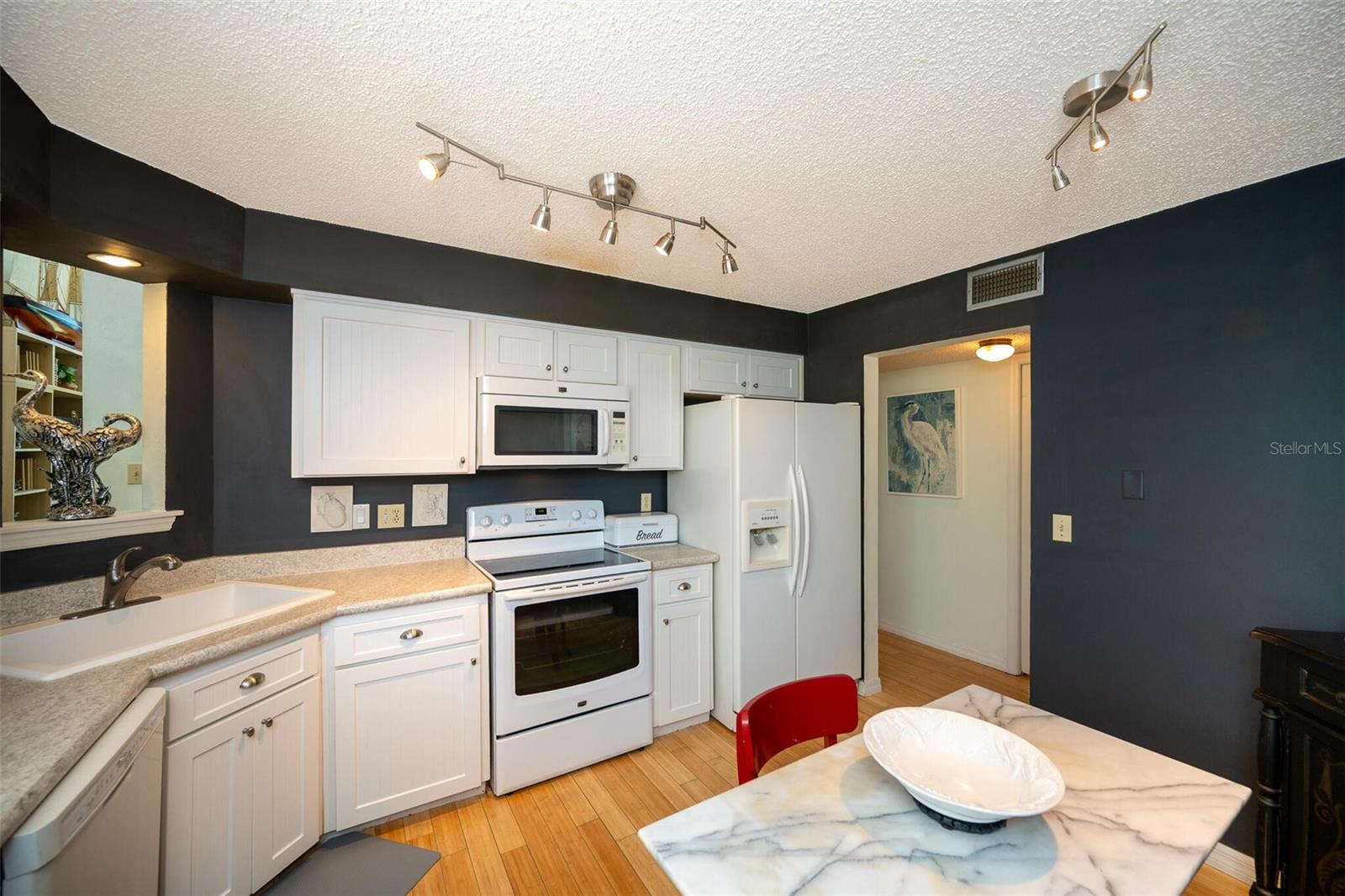 WINDSONG SUB - Residential