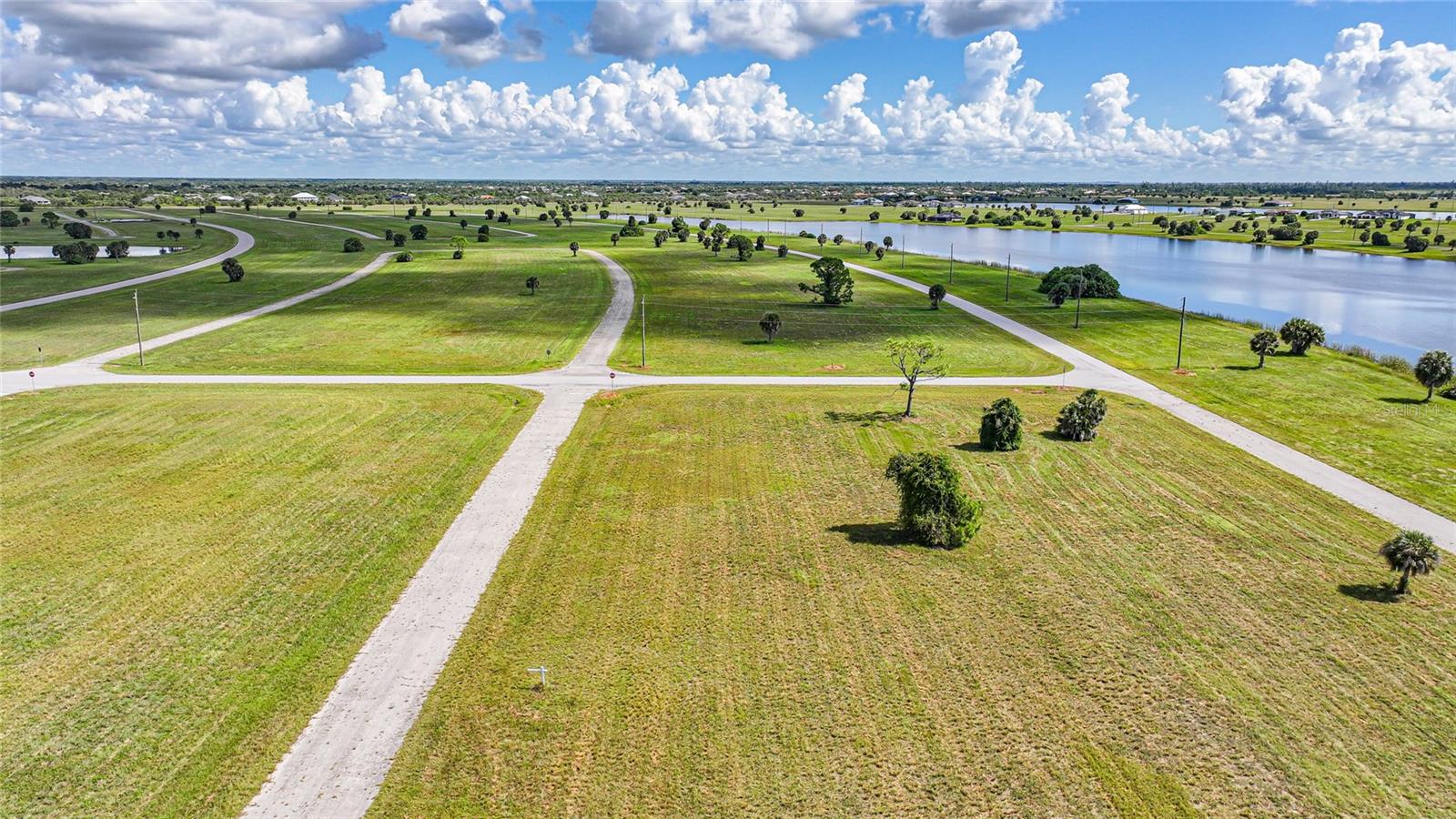 Lot in Rotonda Meadows & Villas – 5 Willow RD. Build your dream home on this rare double lot in a quiet, growing
community just minutes from Boca Grande and Englewood Beach. Enjoy world-class fishing in freshwater canals, estuaries, and the Gulf of
Mexico. Multiple marinas and boat ramps nearby. Surrounded by golf courses, bike trails, parks, and nature preserves. Dining, live music, and
nightlife just a short drive away. Water & sewer nearby Don’t miss this opportunity for coastal Florida living—peaceful, spacious, and close to
everything!