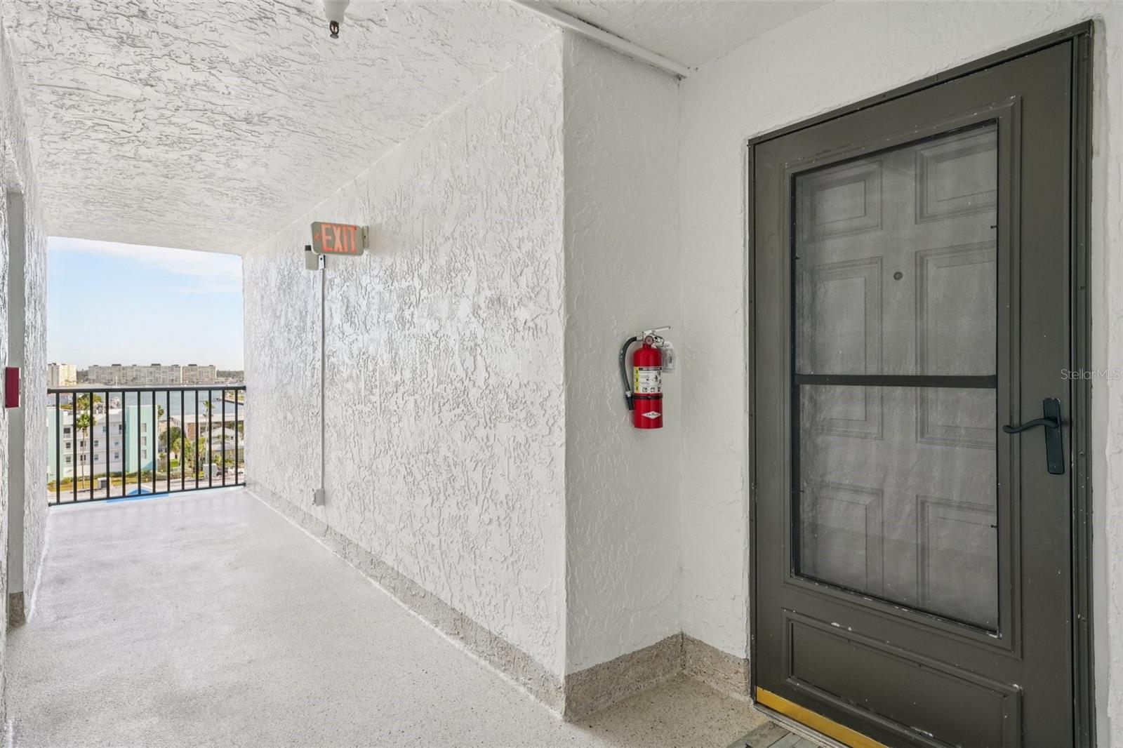 MADEIRA TOWERS CONDO - Residential