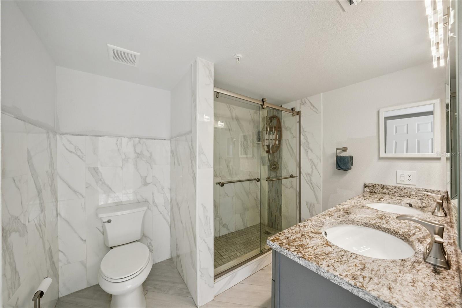MADEIRA TOWERS CONDO - Residential