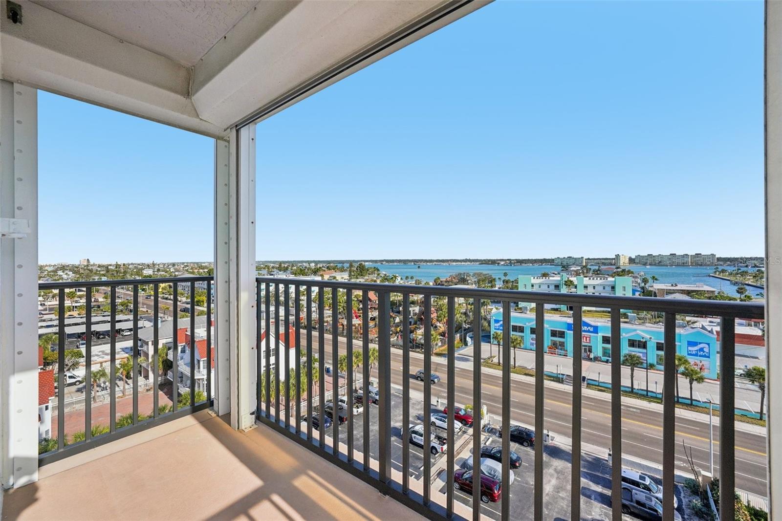 MADEIRA TOWERS CONDO - Residential