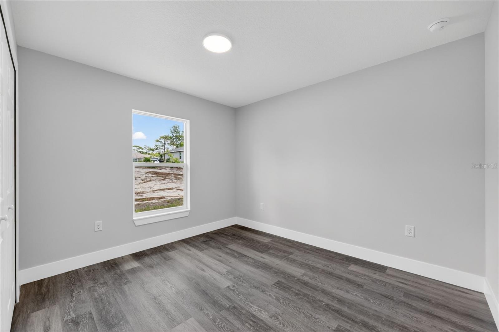 MARION OAKS UN ELEVEN - Residential