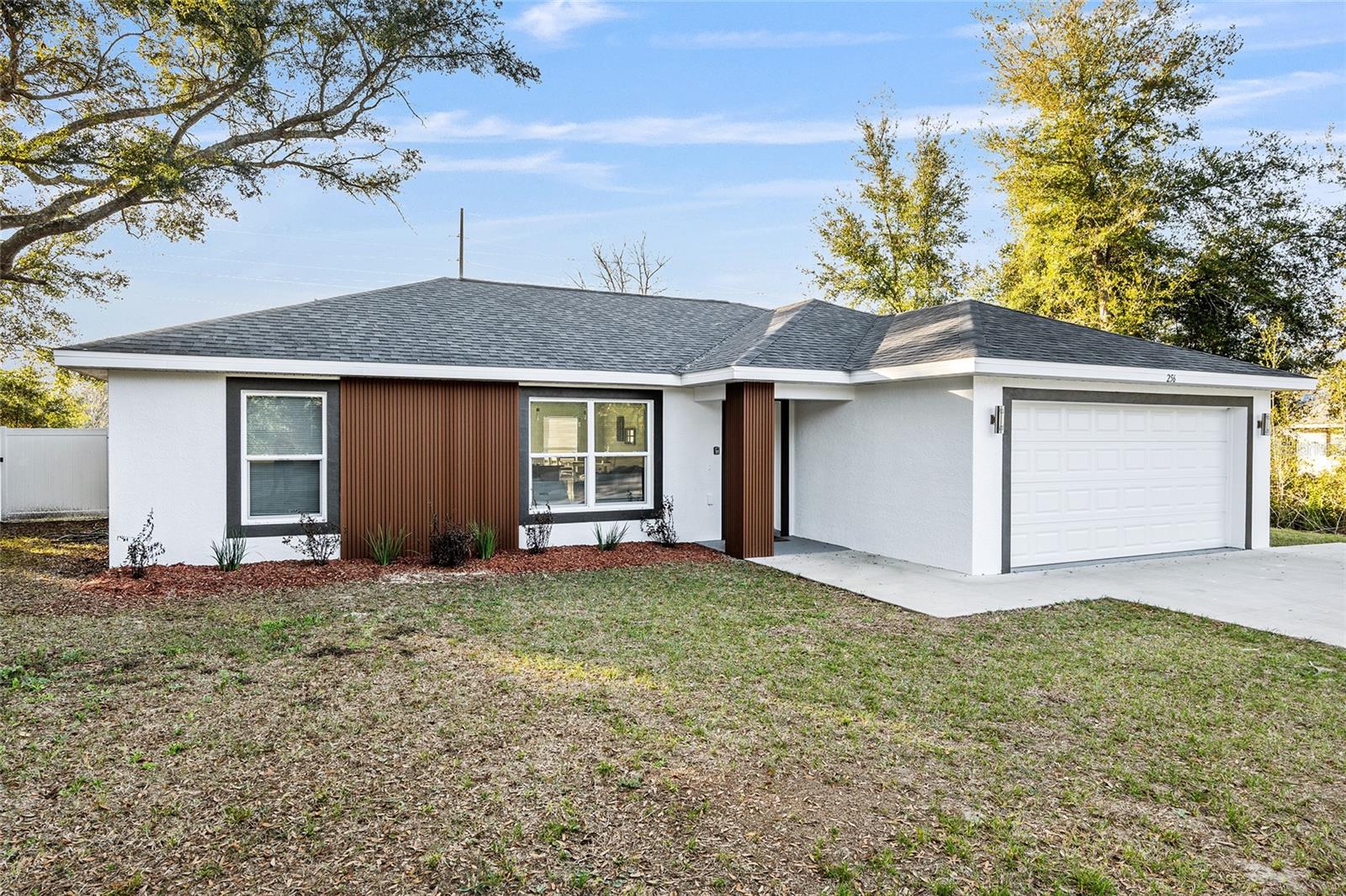 MARION OAKS UN ELEVEN - Residential