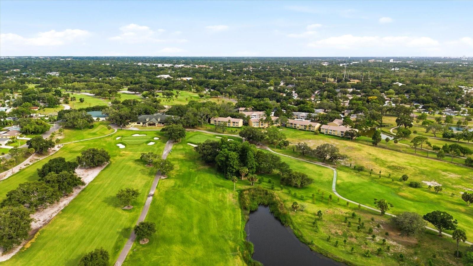 ST ANDREWS LINKS GOLF CLUB - Residential