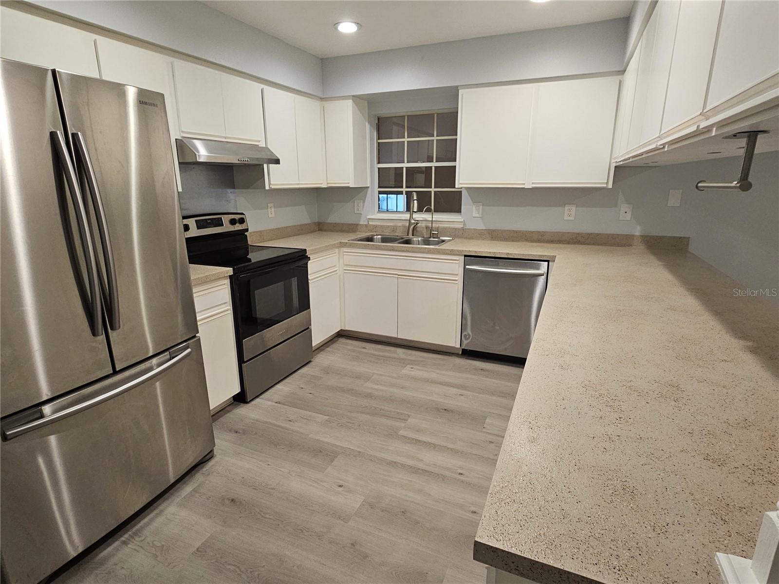 SOUTH GROVE ADD - Residential
