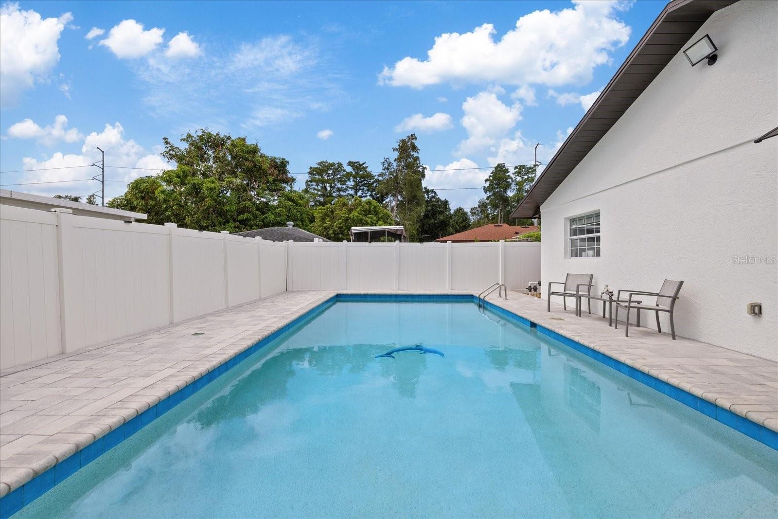 PINECREST VILLA - Residential