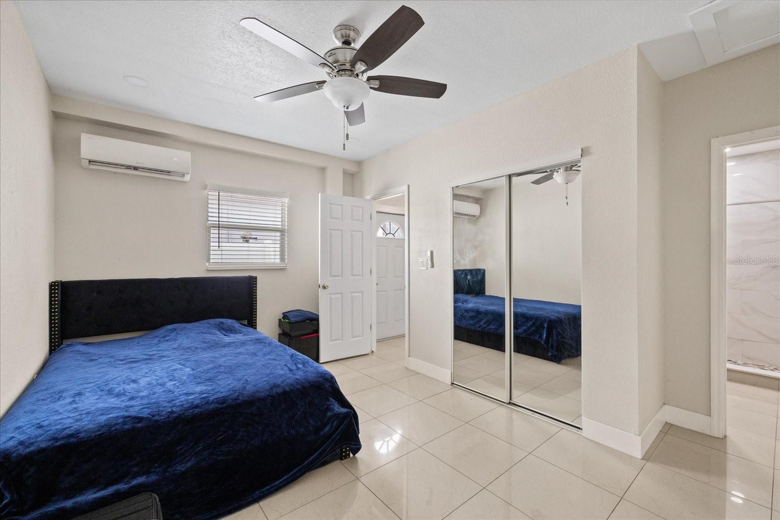 PINECREST VILLA - Residential