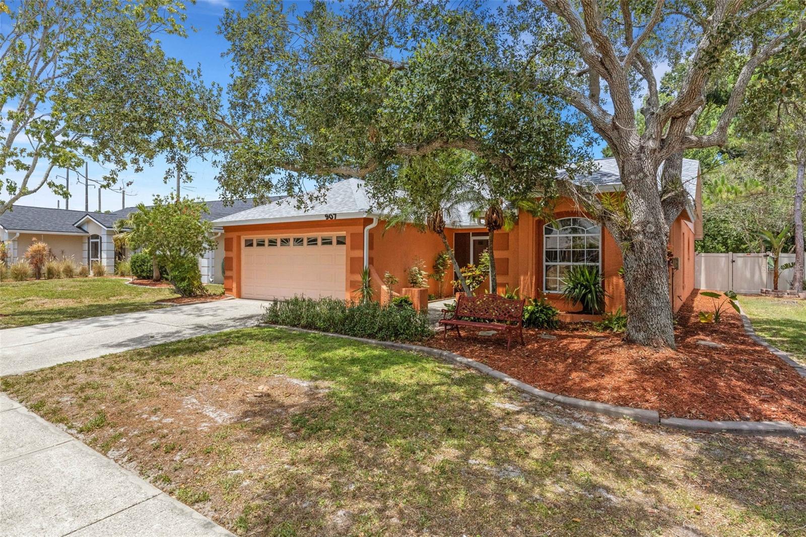 BRADEN RIVER LAKES - Residential