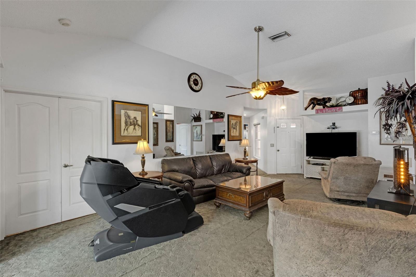 BRADEN RIVER LAKES - Residential