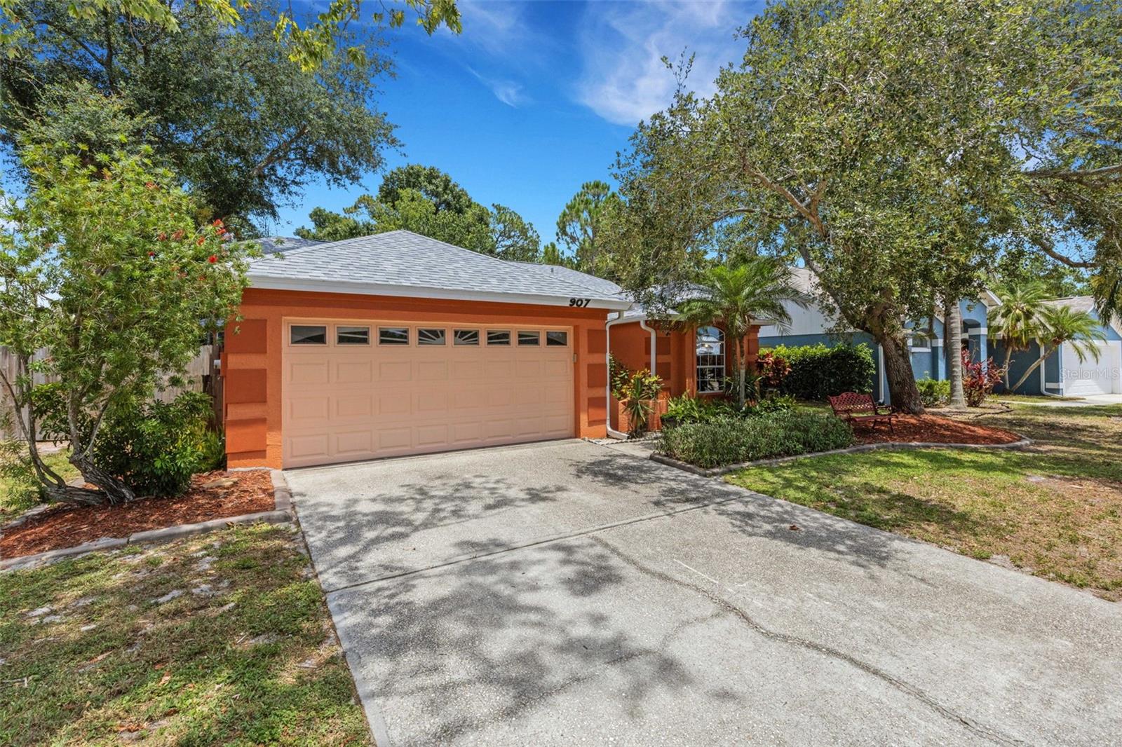 BRADEN RIVER LAKES - Residential