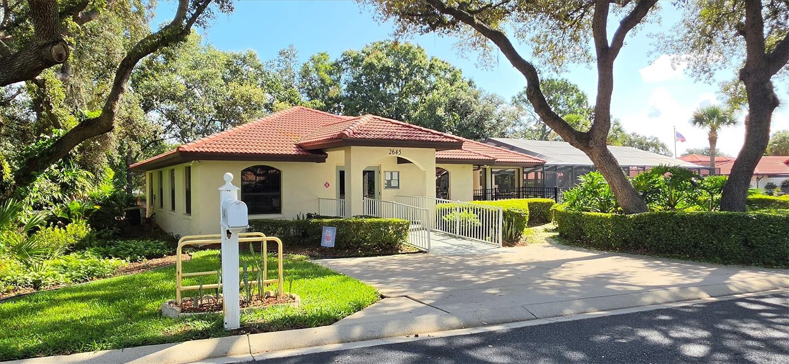 COUNTRY CLUB VILLAGE PH 02 - Residential