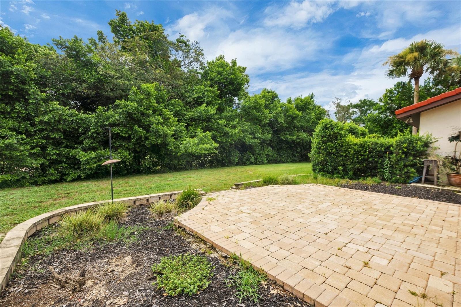 COUNTRY CLUB VILLAGE PH 02 - Residential