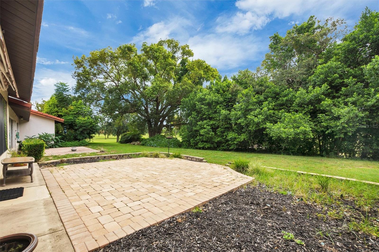 COUNTRY CLUB VILLAGE PH 02 - Residential