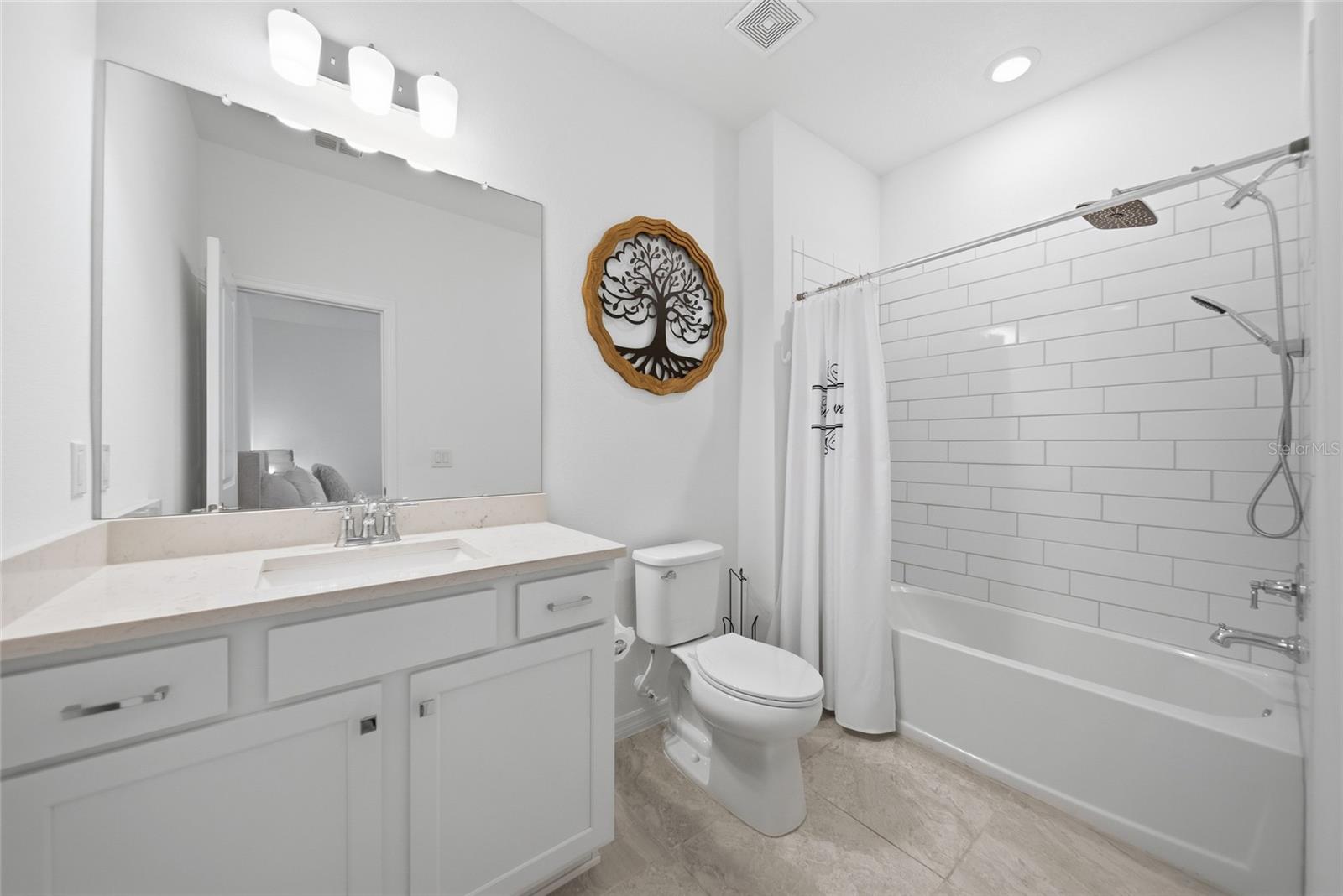 WHISPERING PINES PH 1 - Residential