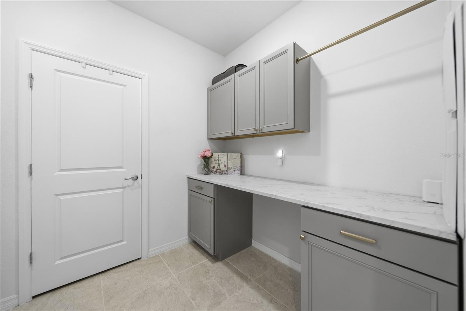 WHISPERING PINES PH 1 - Residential