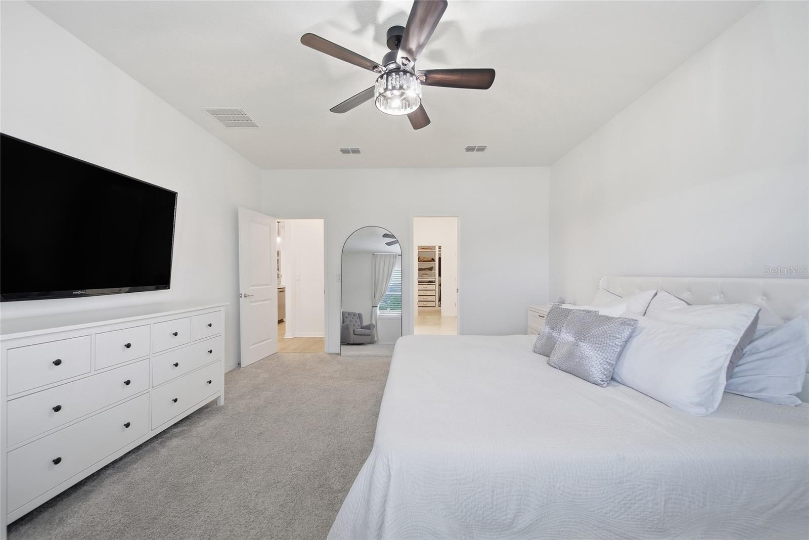 WHISPERING PINES PH 1 - Residential
