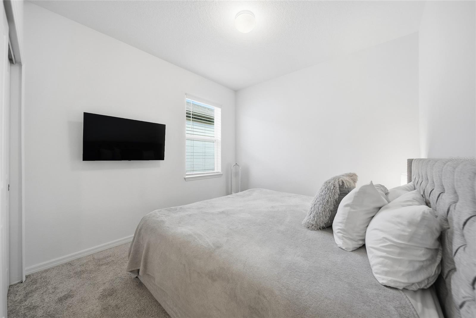 WHISPERING PINES PH 1 - Residential