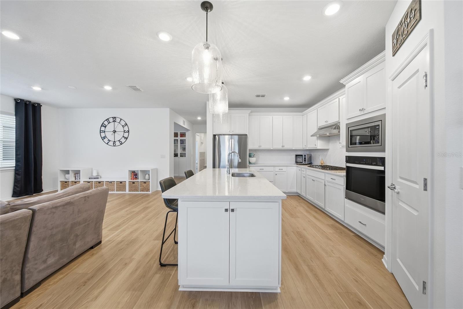 WHISPERING PINES PH 1 - Residential
