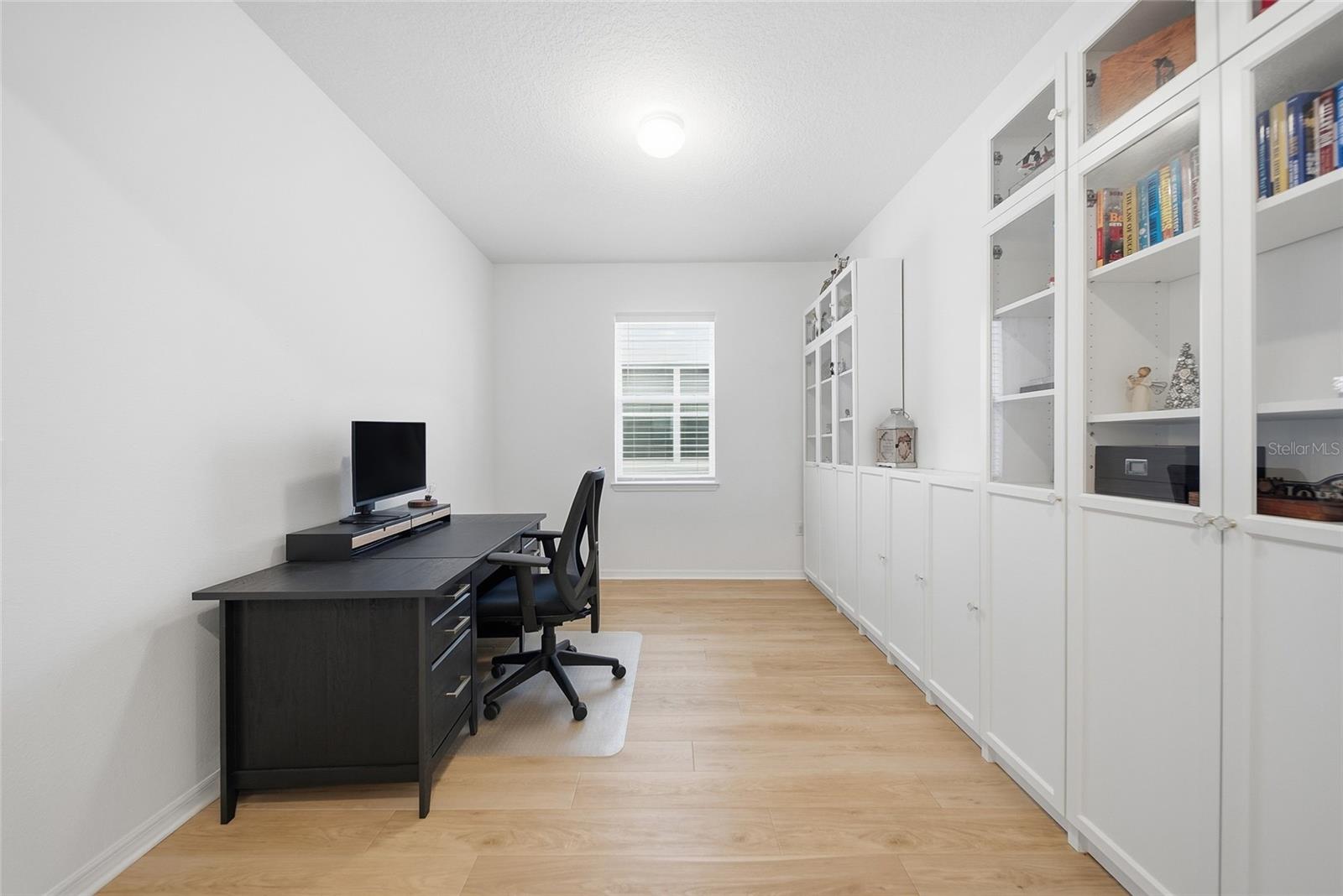 WHISPERING PINES PH 1 - Residential