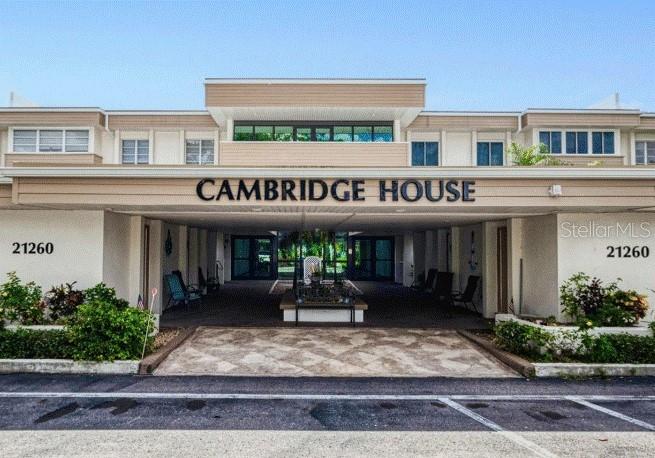 Welcome to Cambridge House! This beautifully updated 1-bedroom, 1-bath condo offers comfortable living with stylish upgrades throughout. The remodeled kitchen features elegant quartz countertops, stainless steel appliances, and plenty of cabinet space, making it both functional and inviting.
The spa-inspired bath provides a relaxing retreat with quality finishes and thoughtful design. Enjoy the convenience of additional storage within the building and laundry facilities located on the same floor.
Cambridge House offers outstanding amenities and a low HOA, making ownership both enjoyable and affordable. Whether you're looking for a year-round residence, seasonal getaway, or investment opportunity, this move-in-ready condo is one you won't want to miss.