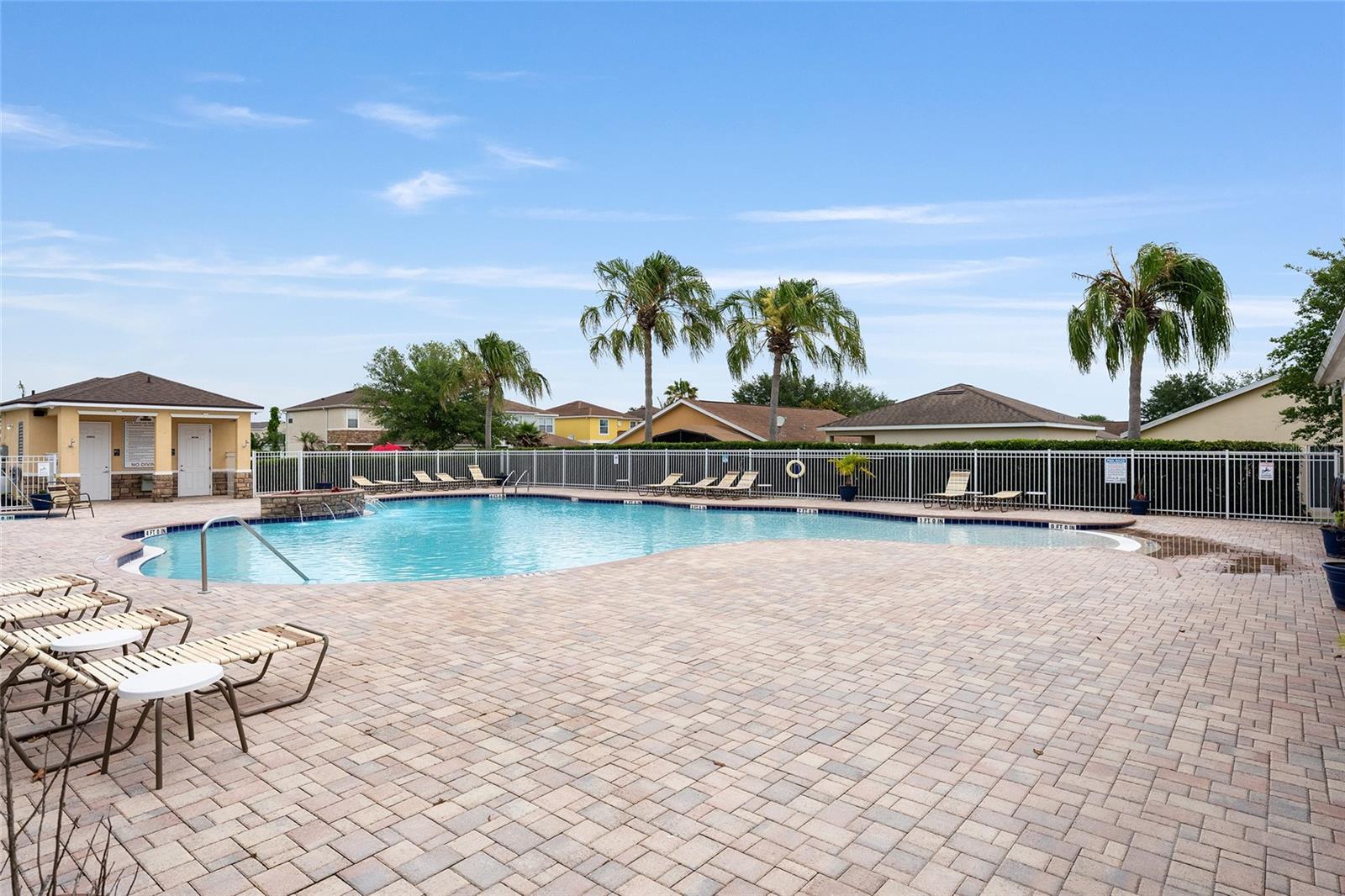 VILLAGES OF PARKWOOD - Residential