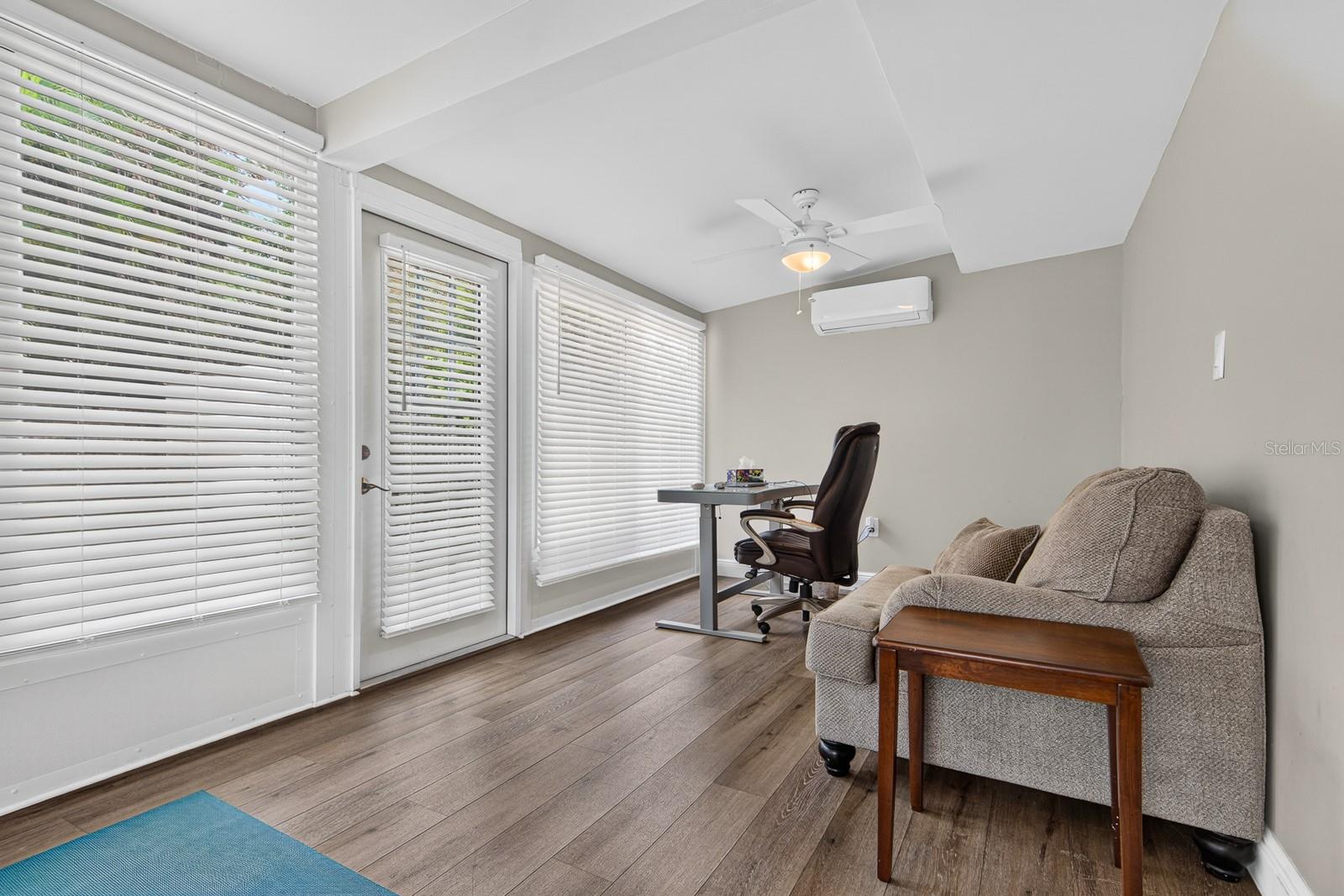 LAND LACKEY ESTATES UNIT 2 - Residential