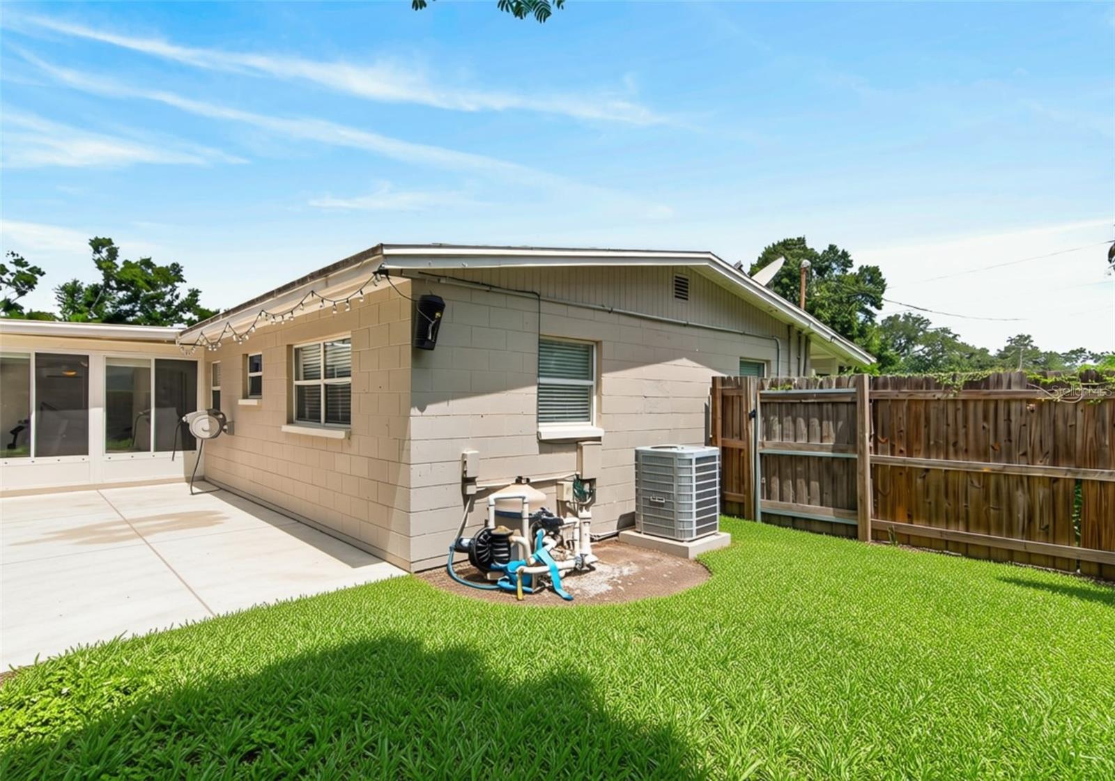 LAND LACKEY ESTATES UNIT 2 - Residential