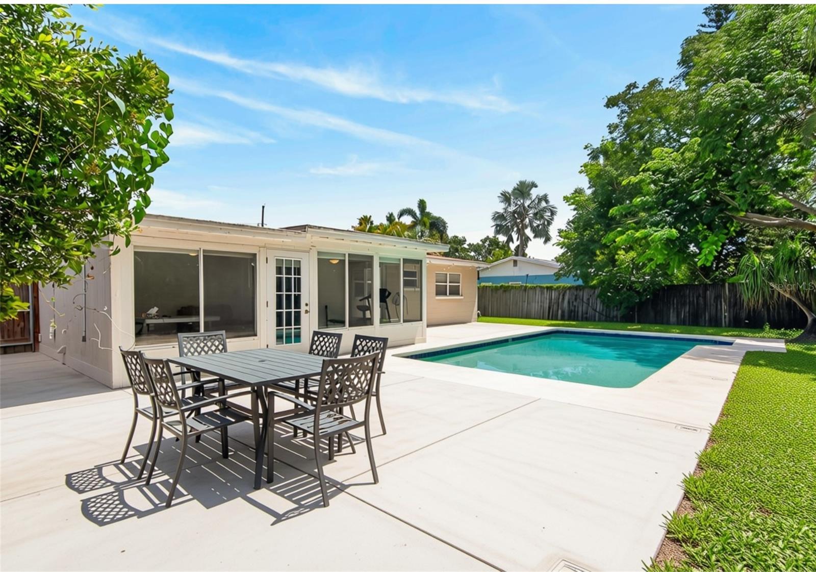 LAND LACKEY ESTATES UNIT 2 - Residential
