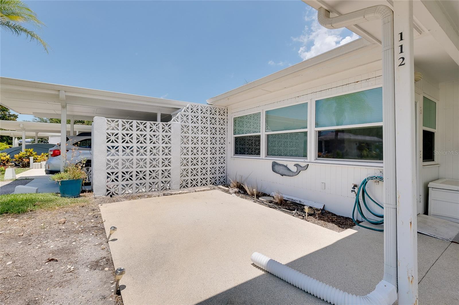 BEACH MANOR VILLAS - Residential