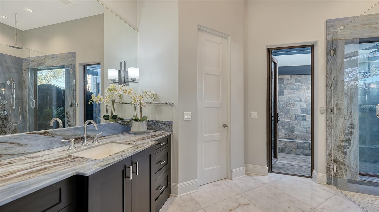 LAKE CLUB PHASE II UNIT 1-A - Residential