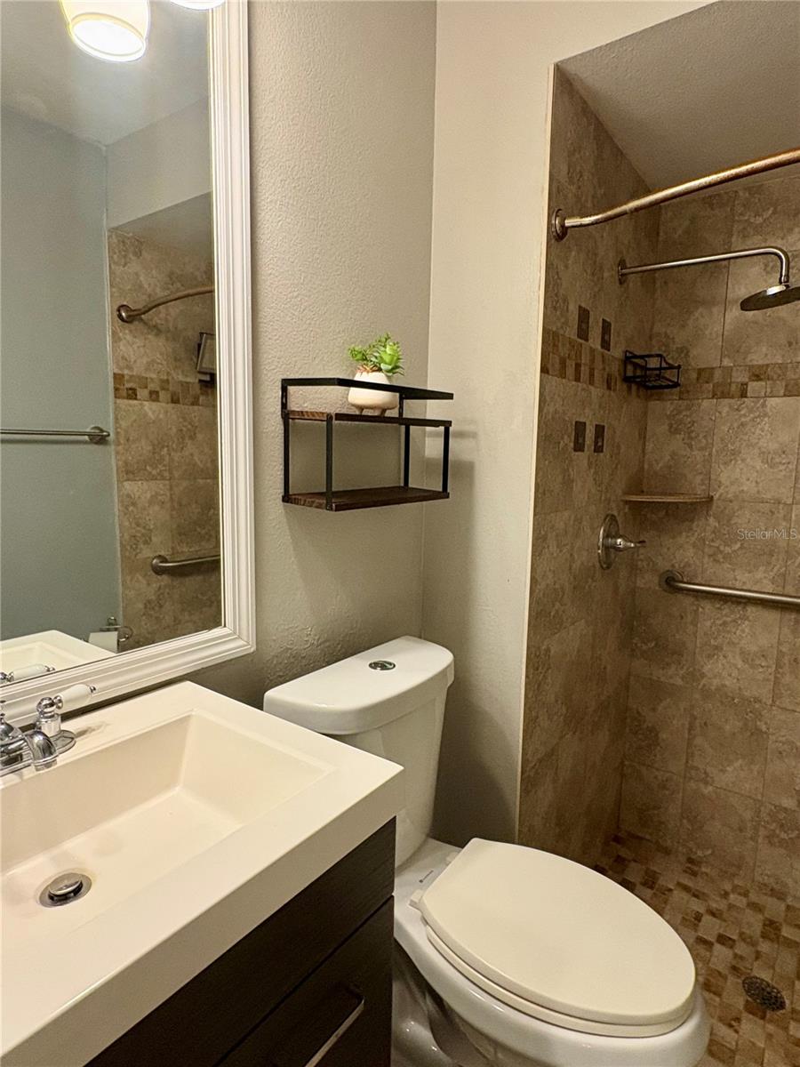 ALAFAYA WOODS PH 06 - Residential