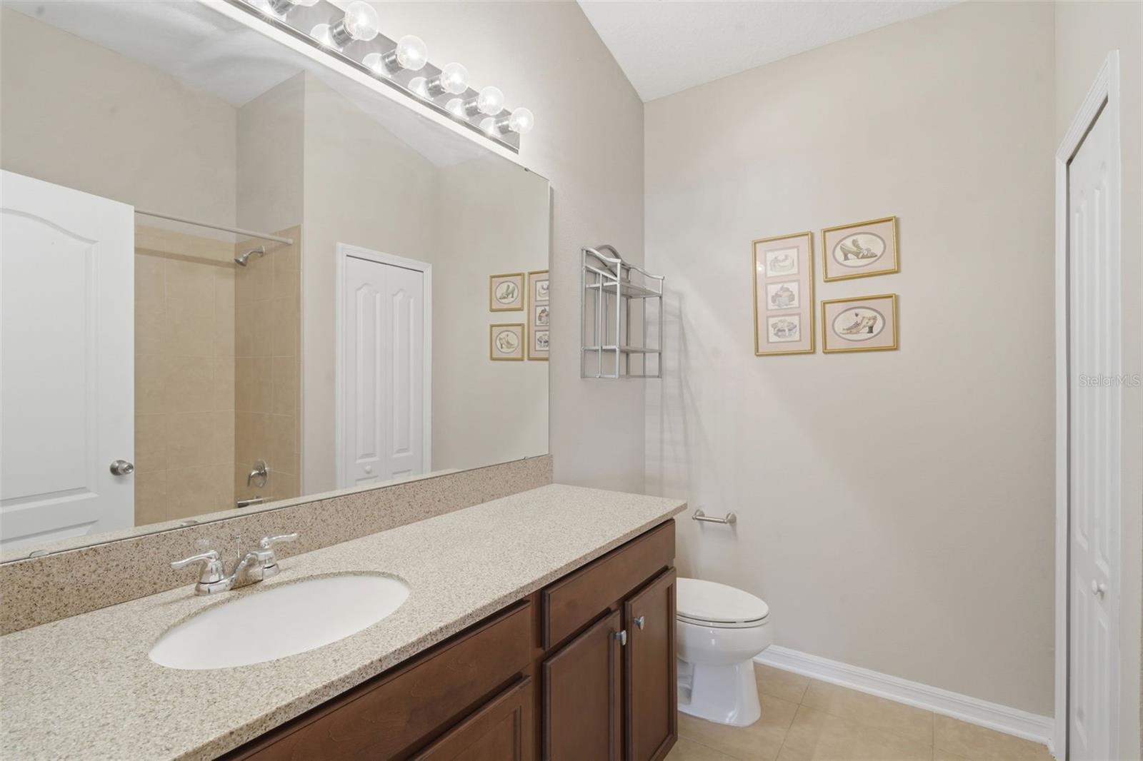 GROVELAND WATERSIDE POINTE PH 01 - Residential