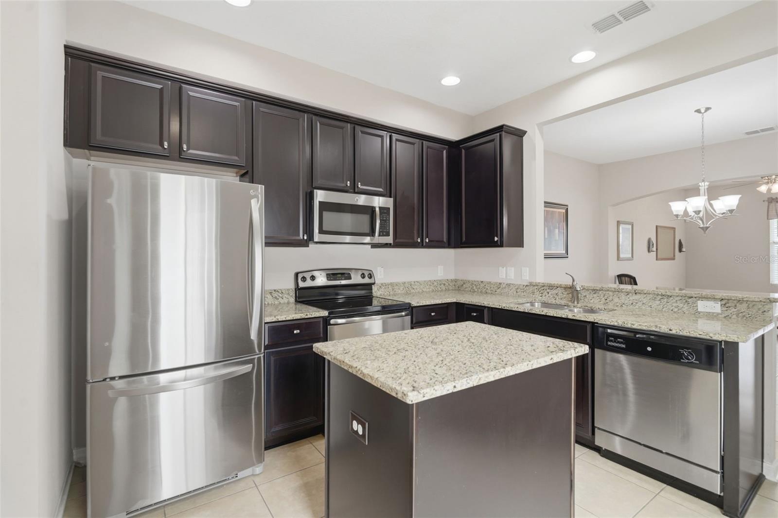 GROVELAND WATERSIDE POINTE PH 01 - Residential
