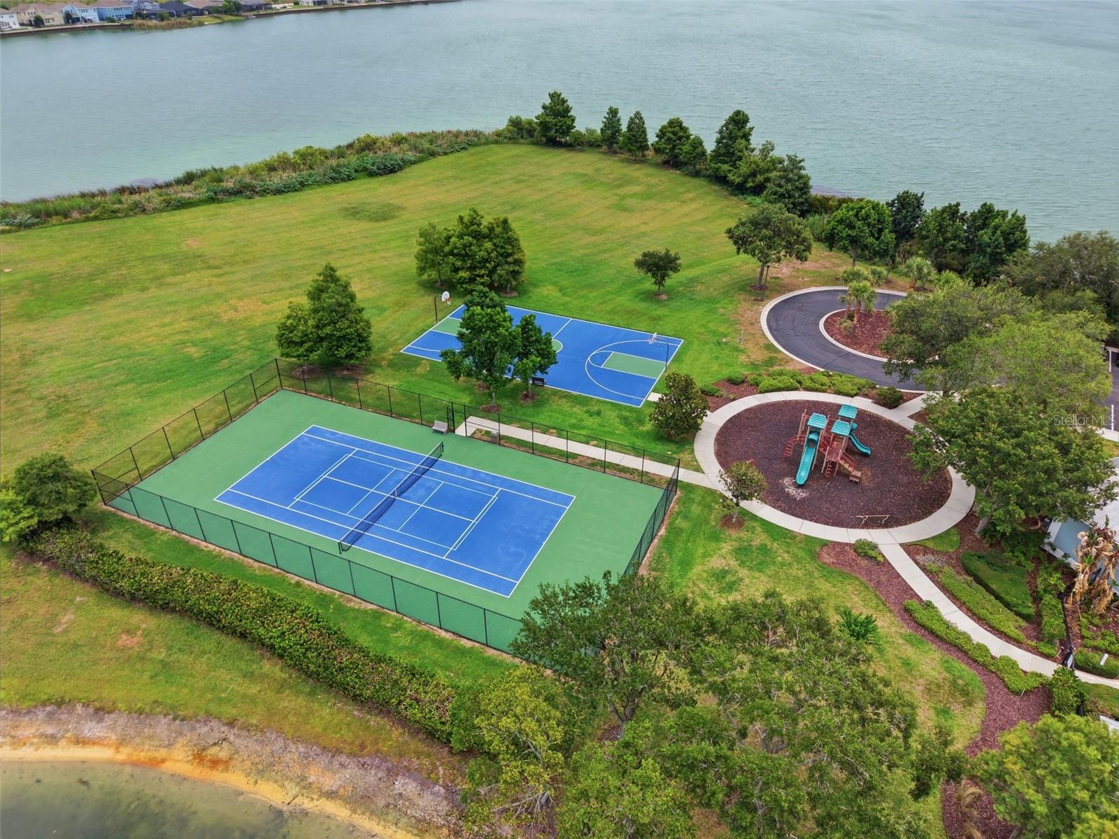 GROVELAND WATERSIDE POINTE PH 01 - Residential